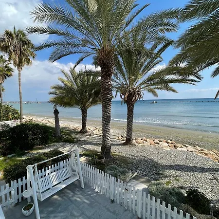 Nautica Luxe Beachfront * Voroklini