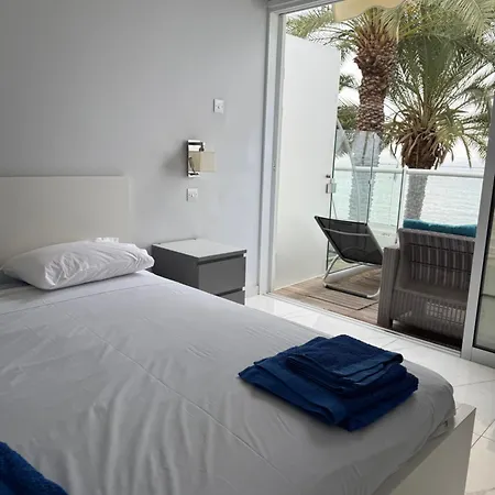 Lägenhet Nautica Luxe Beachfront Voroklini